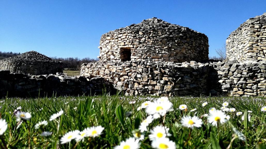 Abbateggio, Tholos