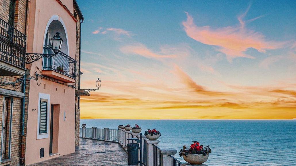 Loggia Amblingh, Vasto - Foto di Luca Presenza