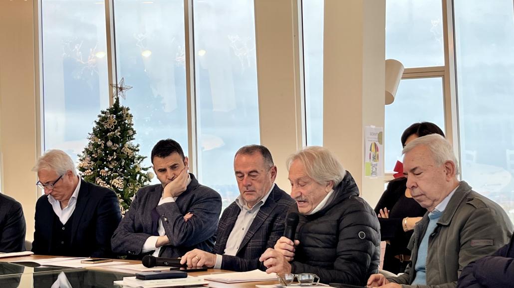 La presentazione del volume "Vitivinicoltura frentana dalle origini alla Torre Vinaria” 